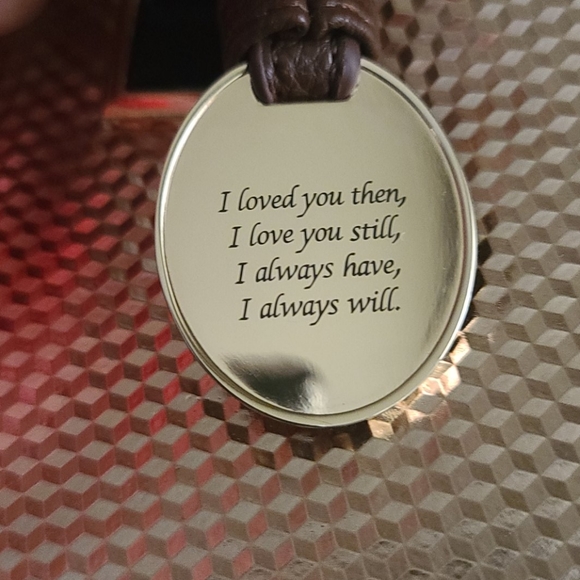 Womens rose gold small carry bag - Picture 3 of 9